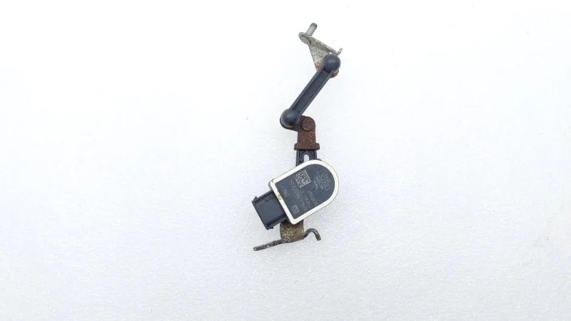 Датчик положения кузова BMW 5-Series 2012 F10