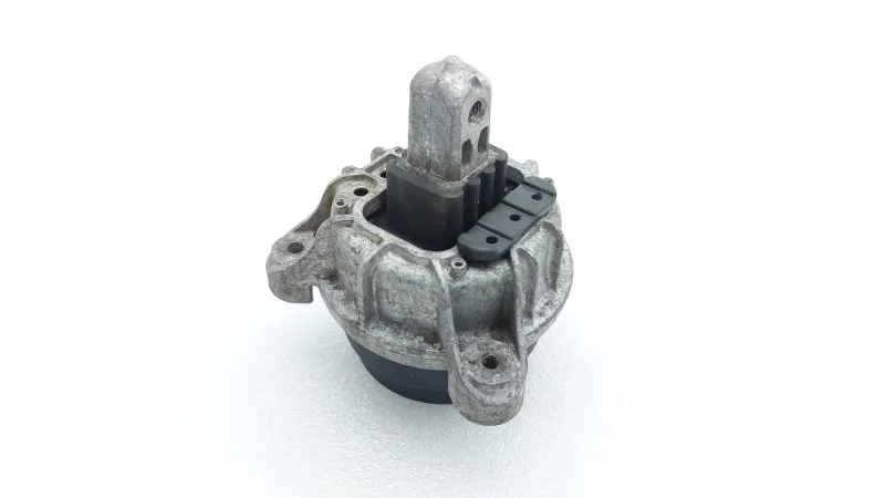 Опора двигателя BMW 5-Series 2012 F10