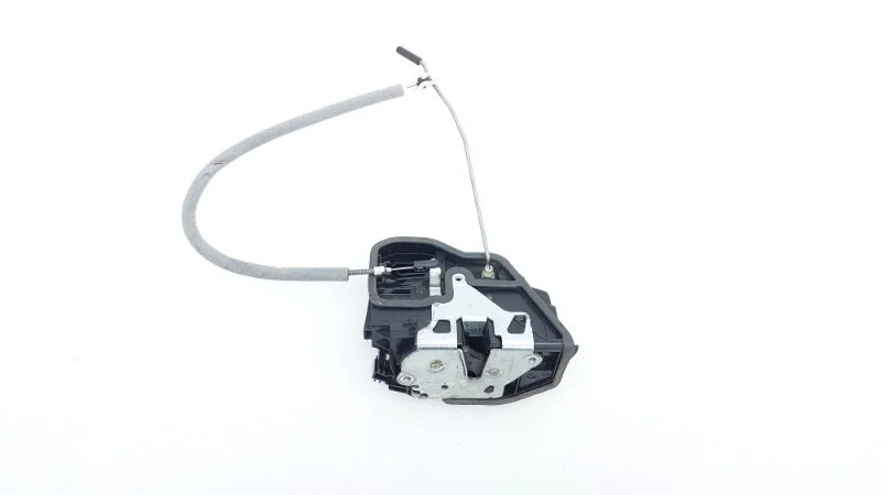 Замок двери BMW 5-Series 2012 F18