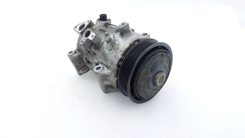 Компрессор кондиционера Toyota Camry 2019 70