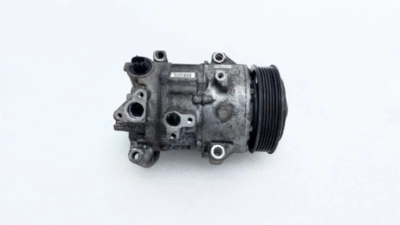 Компрессор кондиционера Toyota Camry 2019 70
