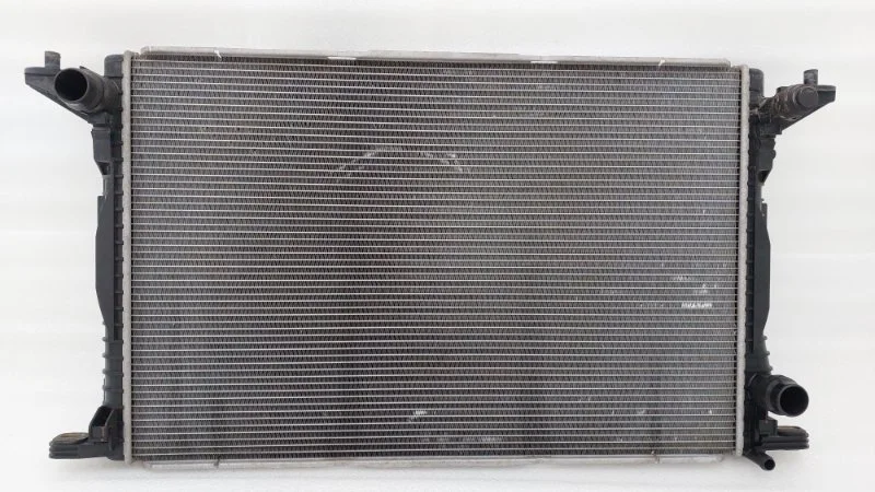 Радиатор основной Audi Q8 2019 4MN