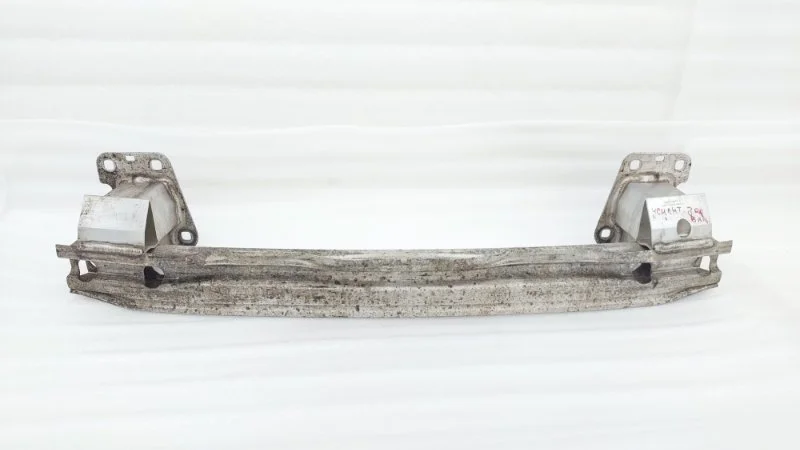 Усилитель бампера Audi Q8 2019 4MN