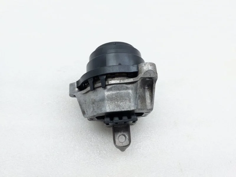 Опора двигателя BMW 7-Series 2017 G11