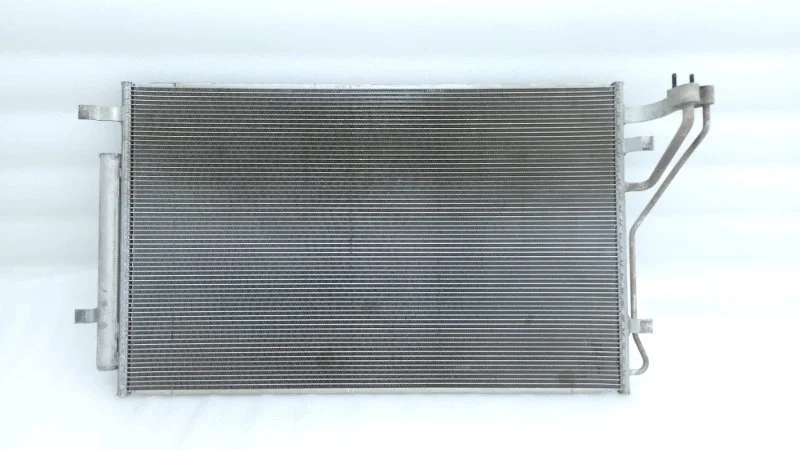Радиатор кондиционера Kia K5 2020 DL3
