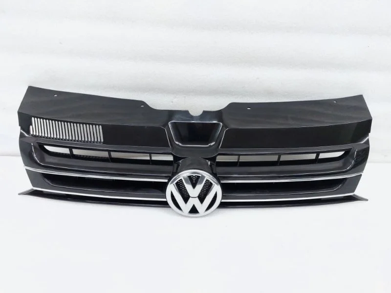 Решетка радиатора Volkswagen Transporter Caravelle 2014 T5