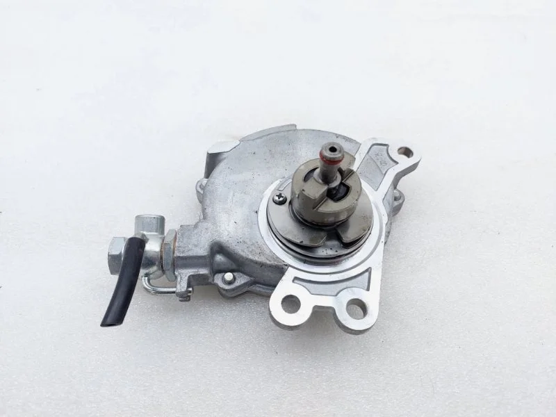 Насос вакуумный Toyota Land Cruiser Prado 2022 J150