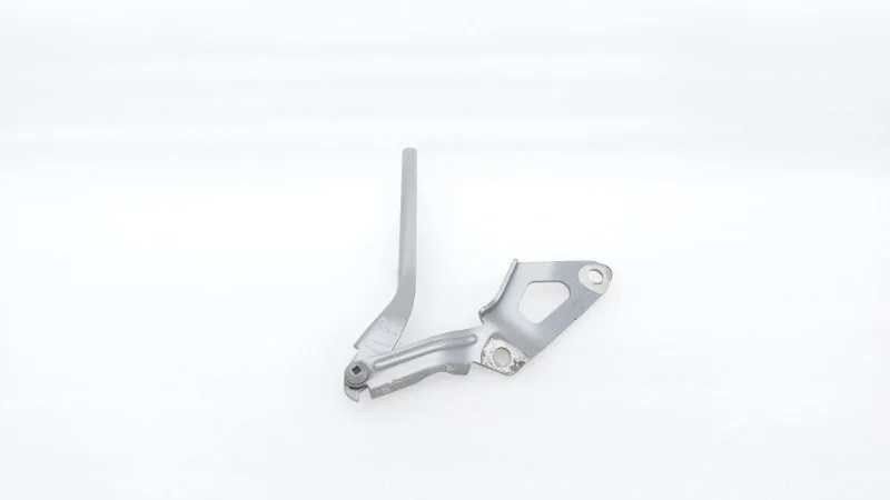 Петля капота Volkswagen Tiguan 2022 AD1