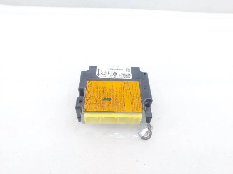 Блок управления air bag Nissan Qashqai 2014 J11