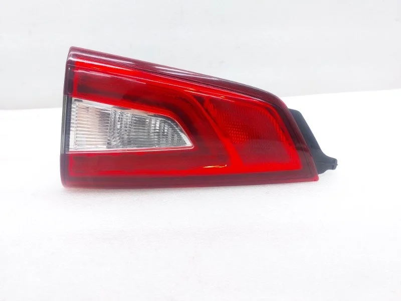 Фонарь Nissan Qashqai 2014 J11