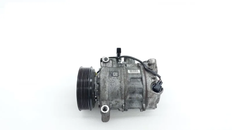 Компрессор кондиционера Volkswagen Touareg 2021 CR7