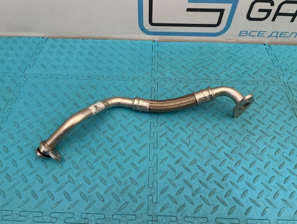 Трубка масляная Volkswagen Sharan 2012 03C145735C 7N1 CAVA 1.4