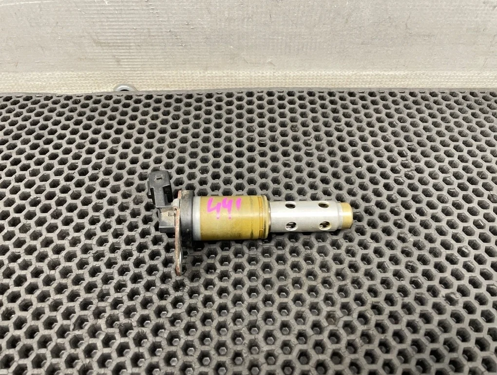 Клапан электромагнитный Bmw X5 2007 11367516293 E70 N52B30A 3.0