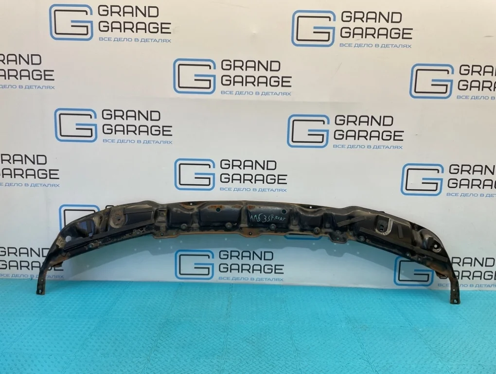 Кронштейн бампера Mitsubishi Pajero 2004 MN117139 V73W 6G72 3.0, передний