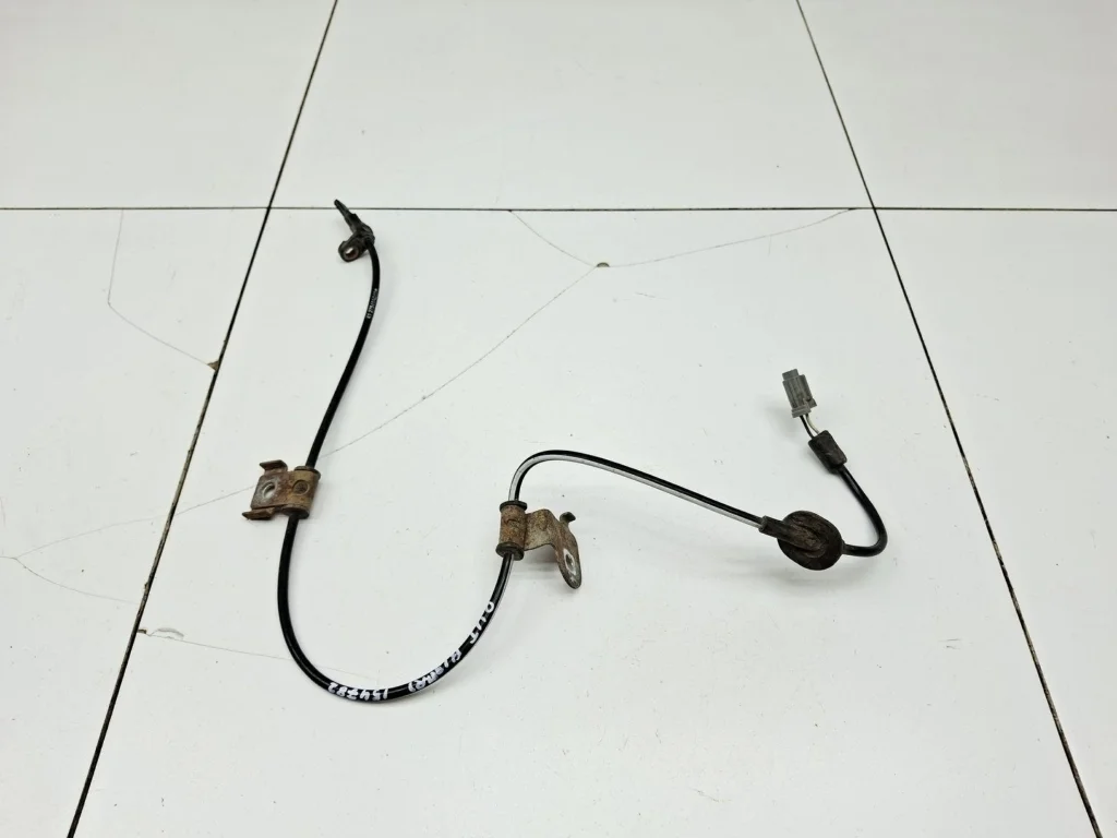 Датчик abs передний правый Subaru Outback (B13/BP)