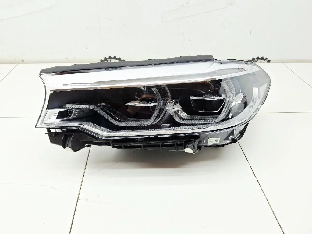 Фара левая BMW 5-Series (G30/G31/G38)