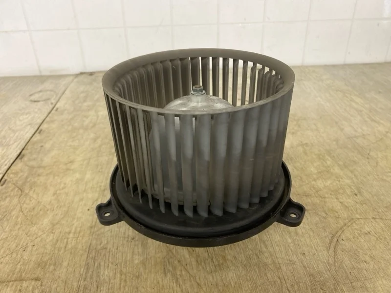 Мотор печки Mitsubishi L200 2015- 2015 2016 2017 2018 2019 2020 2021 2022 2023 7802A312 KL 4N15