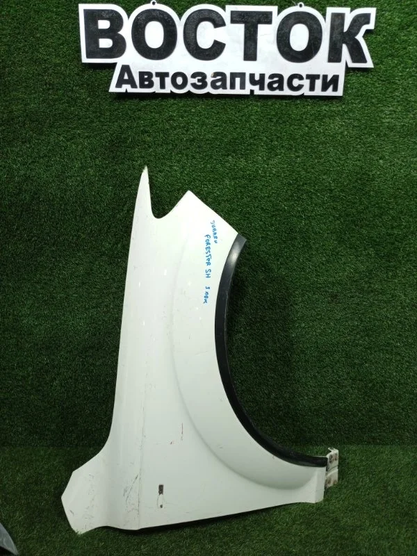 Крыло Audi Q7 4L0821102 4LB, переднее правое