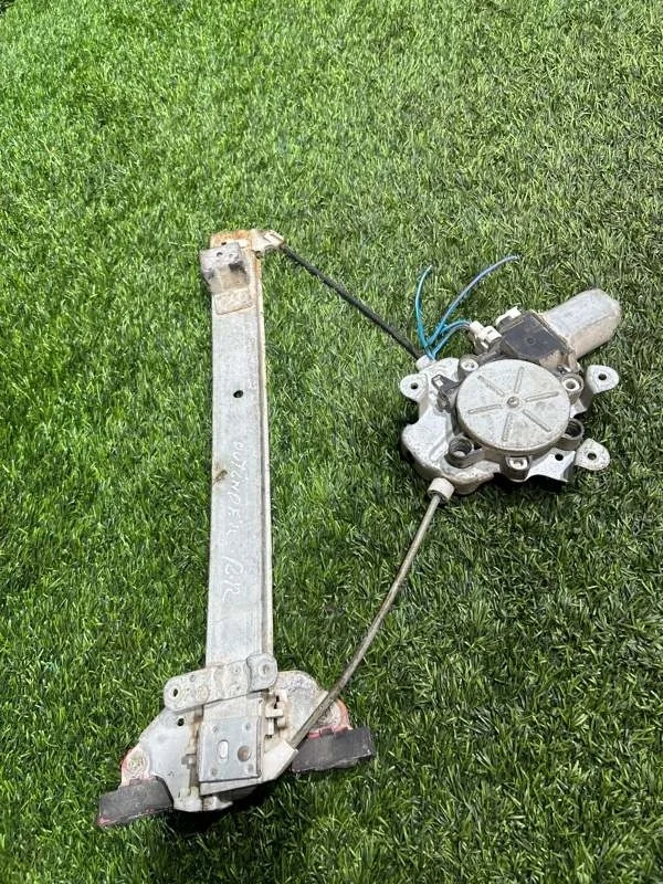 Стеклоподъемный механизм Mitsubishi Outlander 2003-2007 MR573880 CU, задний правый