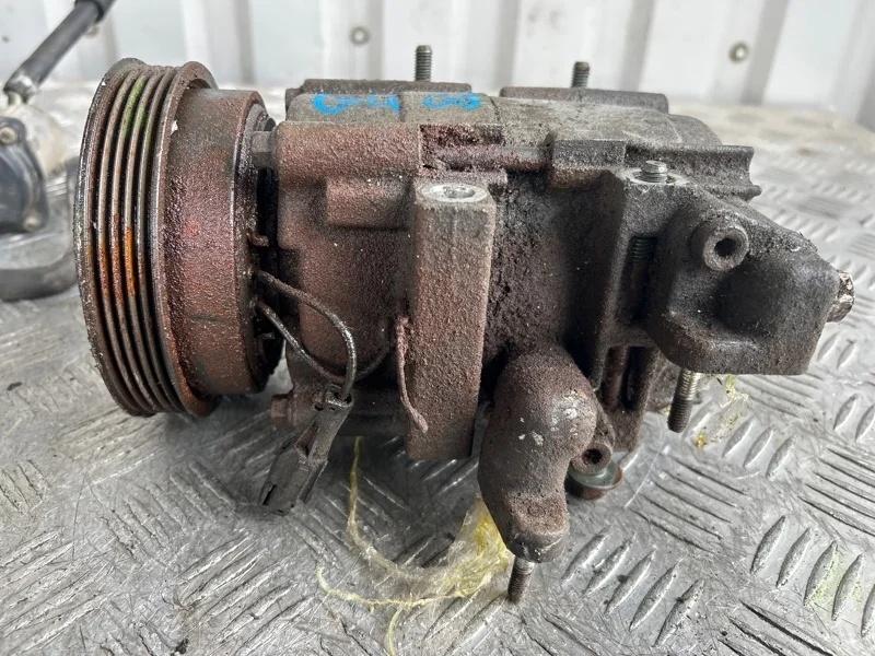 Компрессор кондиционера Hyundai Santa Fe 2000-2006 9770126300 SM D4EA