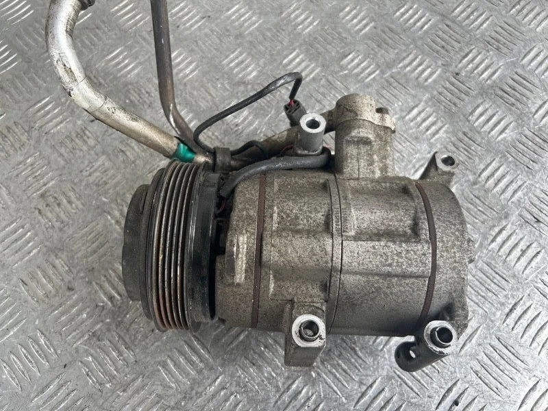 Компрессор кондиционера Mazda 3 2008-2013 F500RN8AA07 BL LF