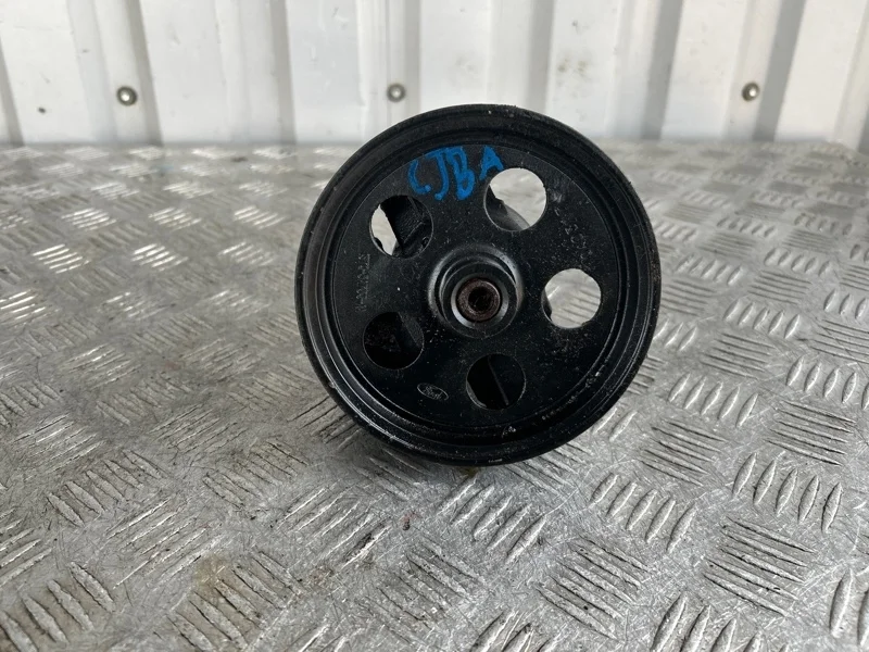 Насос гур Ford Mondeo 2000-2007 1506930 B4Y CJBA