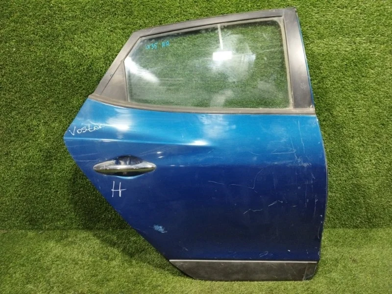 Дверь Hyundai Ix35 2009-2015 770042S000 LM, задняя правая