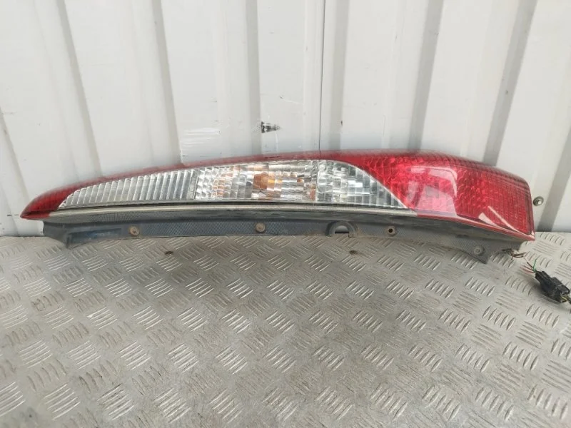 Стоп-сигнал Mitsubishi Lancer 2000-2010 MN161024 CS5W, задний правый