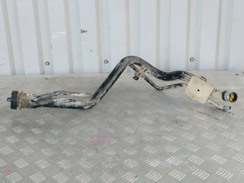 Горловина топливного бака Mitsubishi Lancer 2000-2010 MR503893 CS#