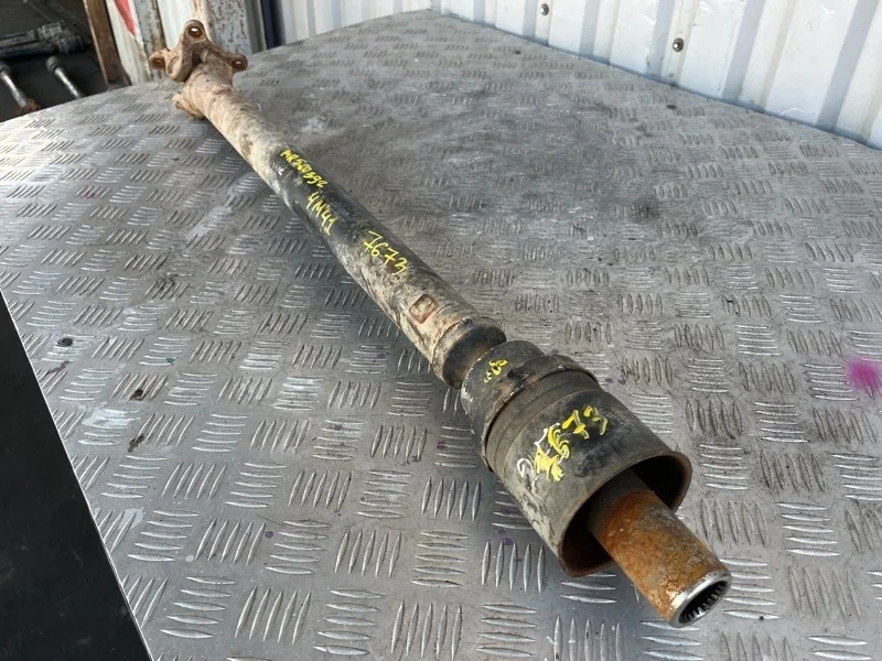 Карданный вал Mitsubishi Pajero 2000-2007 MR580392 V6#W V7#W, передний
