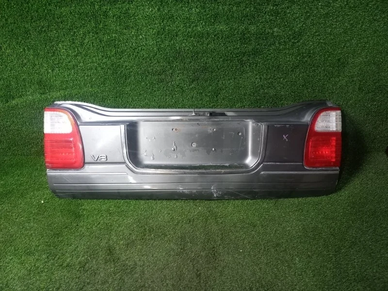 Крышка багажника Lexus Lx470 1998-2007 6506160221 J10