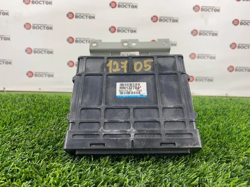 Блок управления двигателем Mitsubishi Lancer 2000-2010 MN132784 CS3A