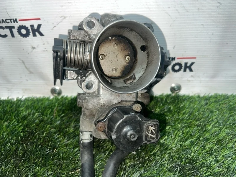Дроссельная заслонка Mitsubishi Space Star 2002-2005 MR578039 DG3A 4G18