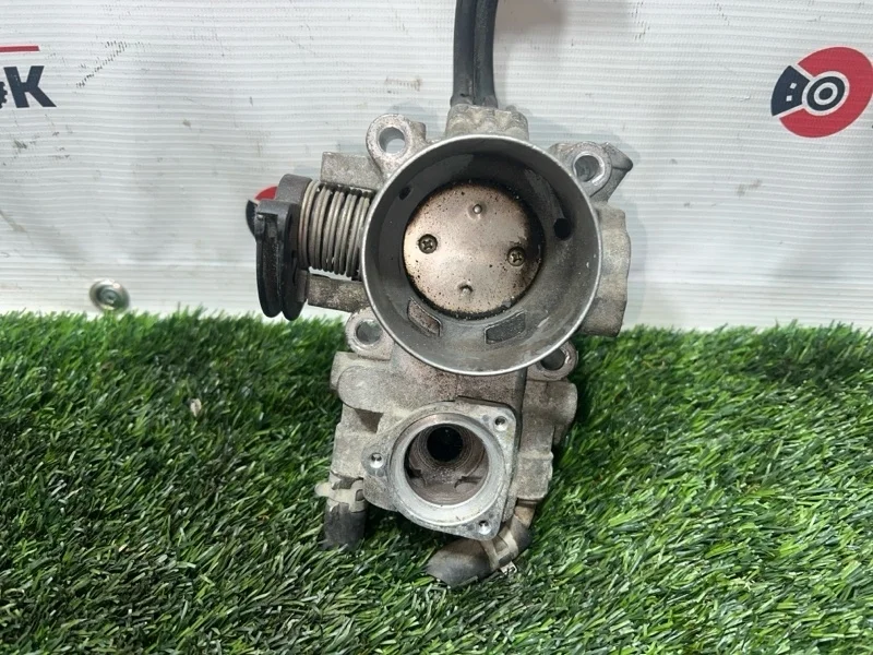 Дроссельная заслонка Mitsubishi Space Star 2002-2005 MR578039 DG3A 4G18