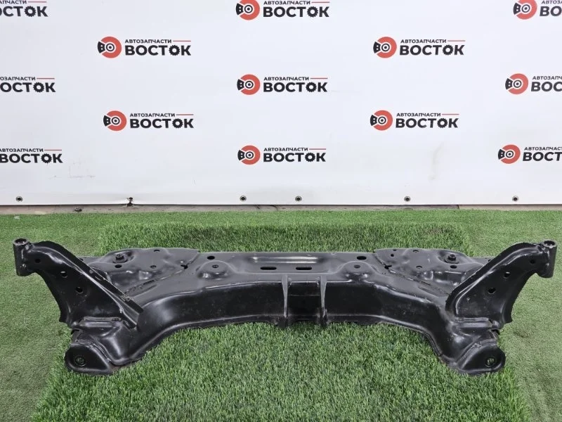 Подрамник Mazda Demio 2002-2007 D65134800B DY, передний