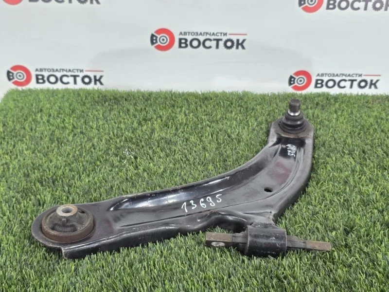 Рычаг нижний Nissan X-Trail 2007-2015 54501JG000 T31 QR25, передний левый