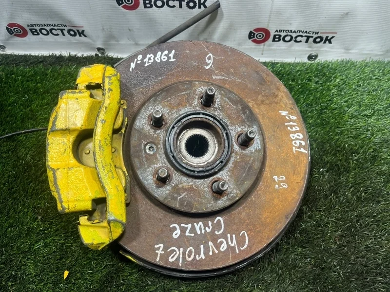 Ступица Chevrolet Cruze 2009-2016 13319481 J300 F16D4, передняя правая