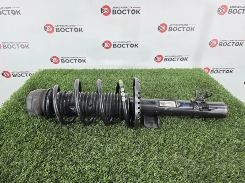 Стойка подвески Volkswagen Polo 2009-2020 6R0413031C 6C CFNA, передняя