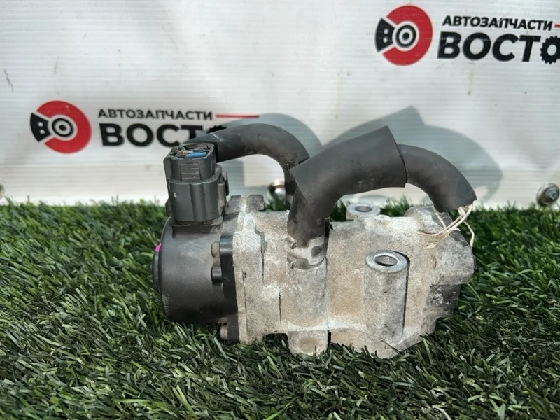 Клапан рециркуляции отработанных газов Mitsubishi Pajero 1999-2006 MD318181 V75W 6G74