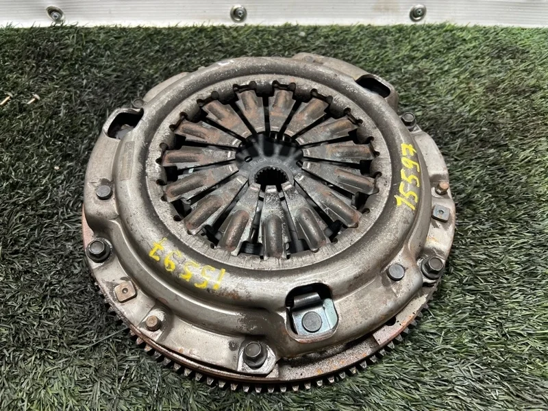 Маховик МКПП Mazda 6 2002-2008 LF1711500A GG LF