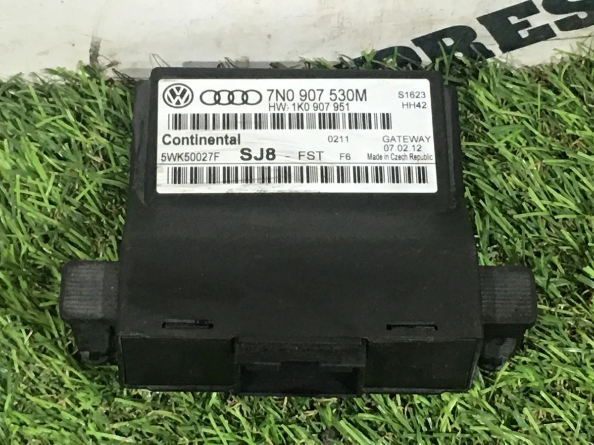 Блок электронный Skoda Octavia (A5) II рестайлинг (2008–2013) CDAB 2012