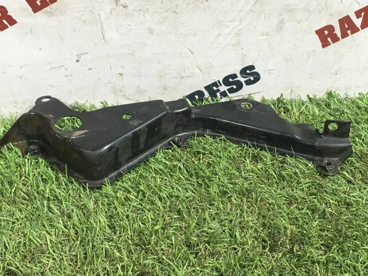 Кожух ремня ГРМ Ford Mondeo (4) IV рестайлинг (2010–2015) PNDA 2011