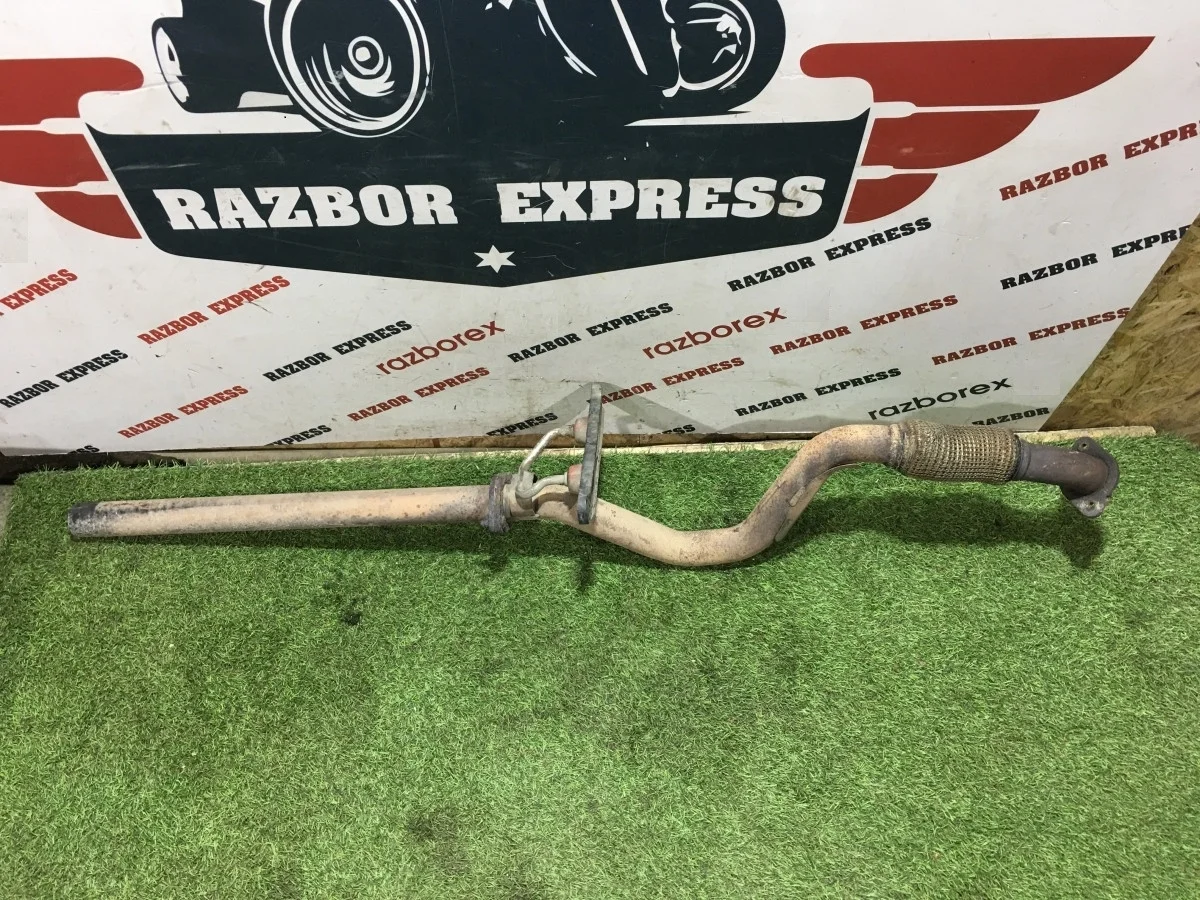 Приемная труба глушителя Skoda Yeti (5L) I (2009–2014) CBZB 2012