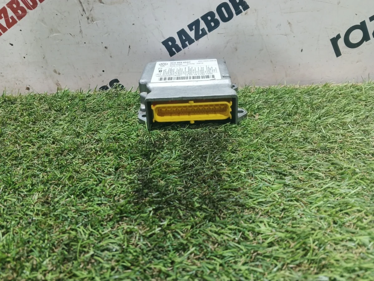 Блок управления AIRBAG Skoda Yeti (5L) I (2009–2014) CBZB 2012