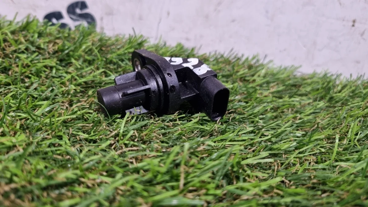 Датчик положения распредвала Mercedes-Benz E-Class (W212) IV (2009–2013)