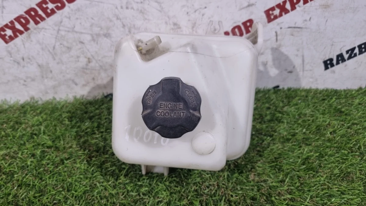 Бачок расширительный Kia Sportage (SL) III (2010–2014)