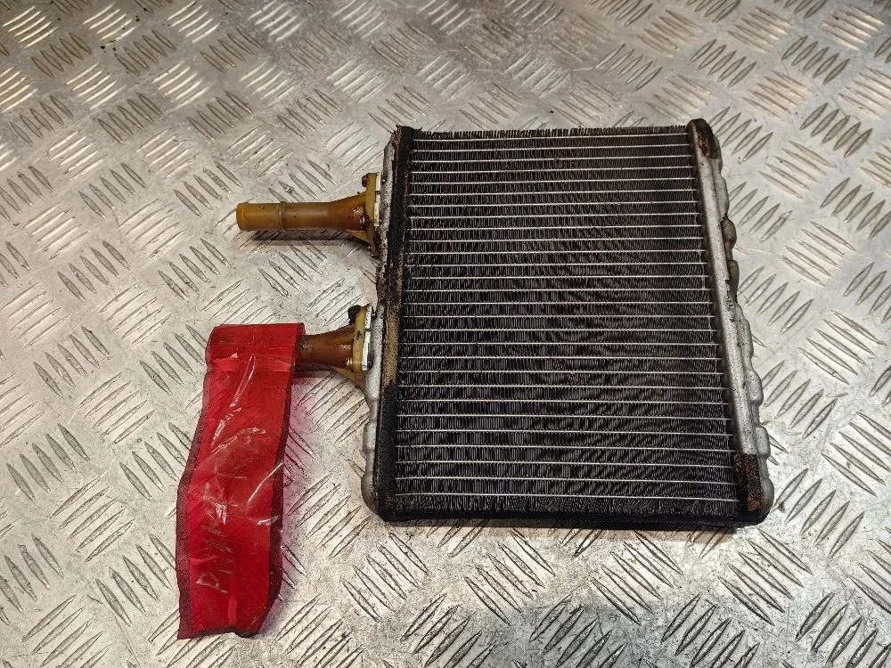 Радиатор отопителя Nissan Primera P12