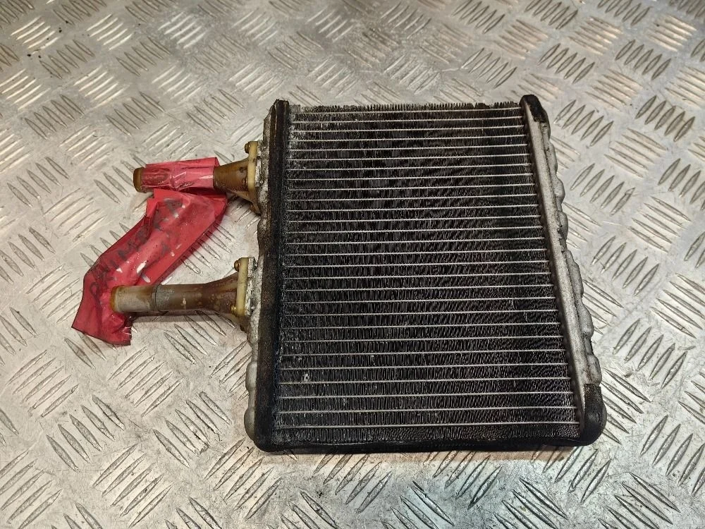 Радиатор отопителя Nissan Primera P12