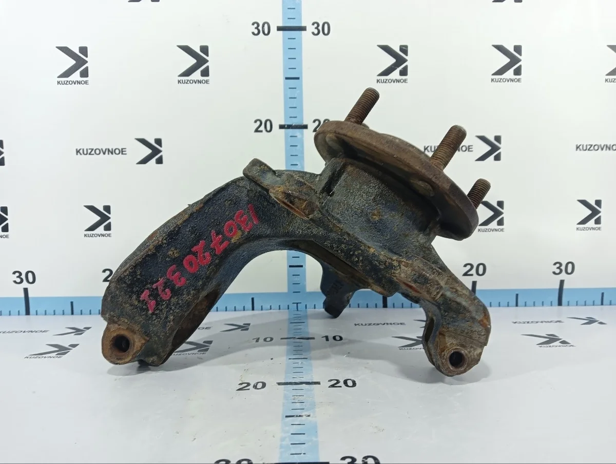 Кулак поворотный Mazda Mazda3 2011 BL