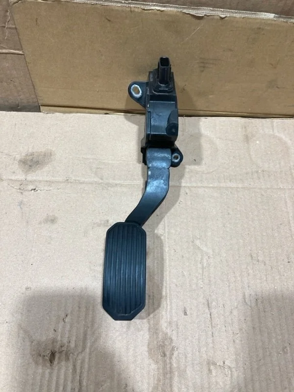 Педаль газа Toyota Highlander 2014 781100E010 GSU55 2GR-FE 3.5